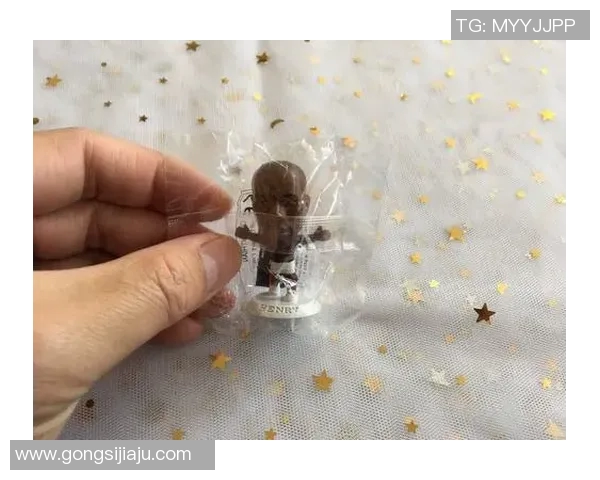 足球明星手办图片及其市场价格分析与购买指南 足球明星手办图片及其市场价格分析与购买指南