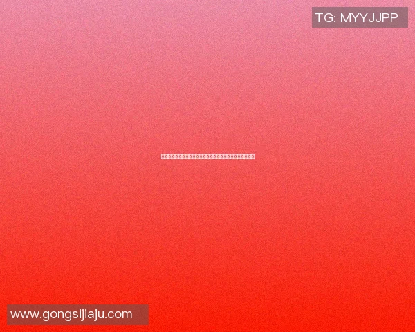 掌握哑铃平举的动作要领提升肩部力量与肌肉线条的全面指南